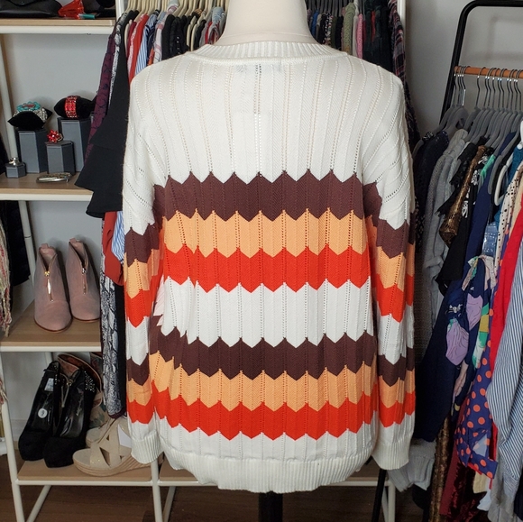 Suvimuga White Oversized Sweater w/ Fall Stripes - Picture 7 of 9
